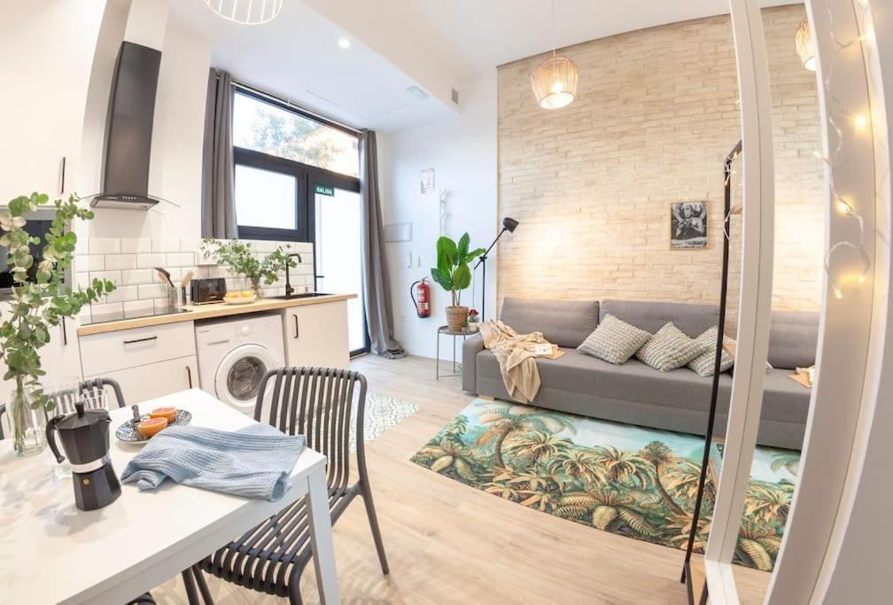 Al5 Seaside Bliss-Stylish Loft Steps From Malvarrosa Valência Exterior foto